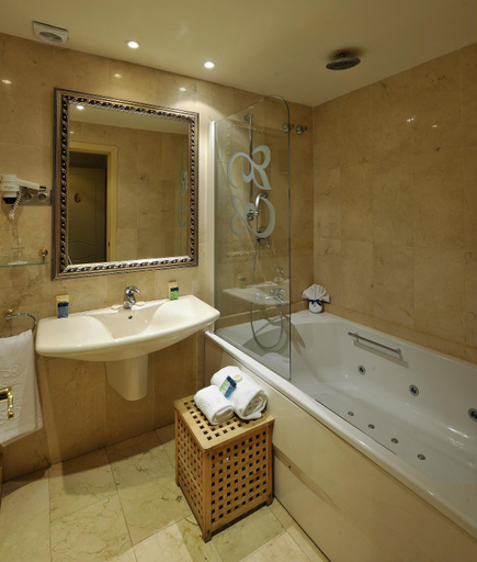 Bathroom 4, Hotel Roger de Lluria, Barcelona