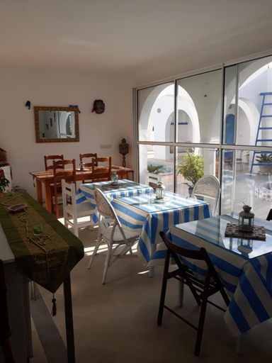Food & Drinks 5, Dar Chick Yahia Ile De Djerba, Djerba Ajim