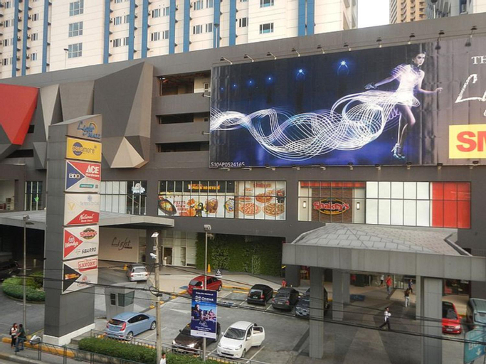 SM Light Residence - 1BR Condo with Balcony FF, Mandaluyong