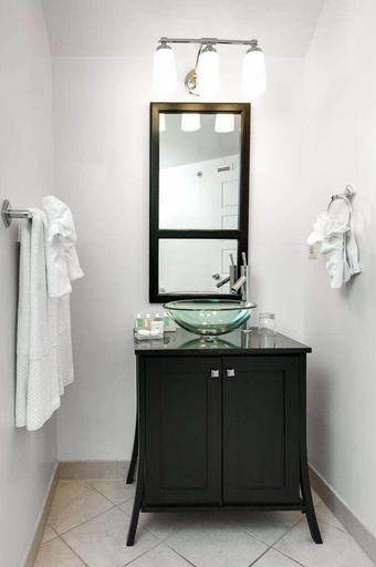 Bathroom 4, Hotel Brexton, Trademark Collection by Wyndham, Baltimore