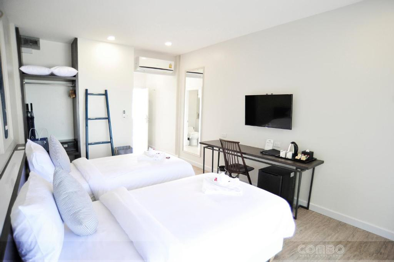 Bedroom 12