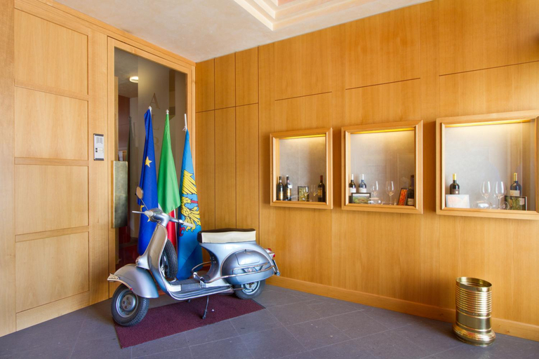 Public Area, Albergo Roma, Udine