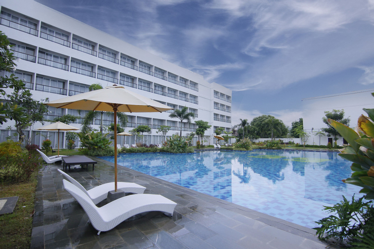 Raja Hotel Kuta Mandalika Resort & Convention, Lombok