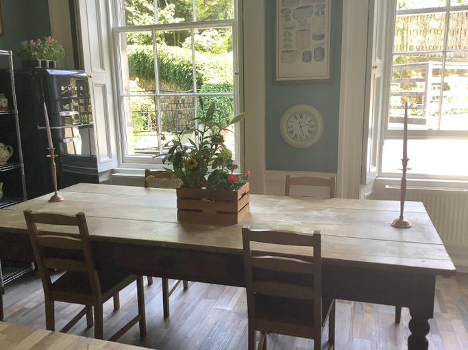 Food & Drinks, A Room in the City - West, Edinburgh