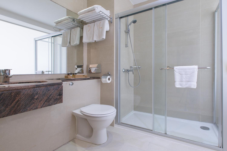 Bathroom 4, Golden Bay Beach hotel, Larnaca