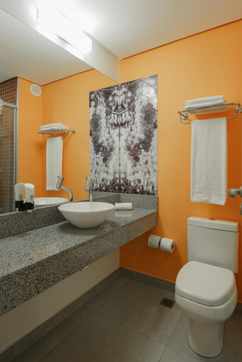 Bathroom 4, Slim Bento Goncalves, Bento Gonçalves