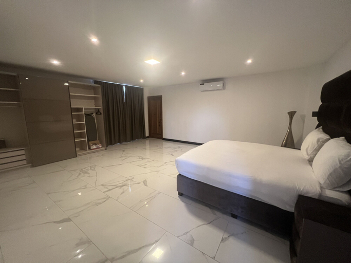 Bedroom 1, Empire Villa Paramaribo Noord 1, Blauwgrond