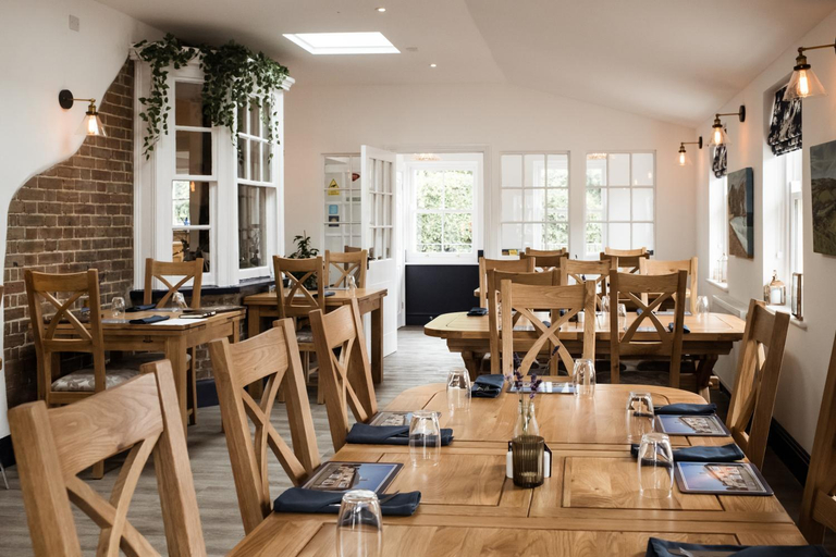 Food & Drinks 4, The Black Dog Inn, Dorset