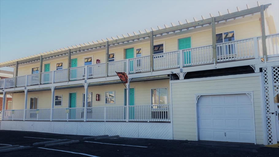 Exterior & Views, Savannah Inn, New Hanover