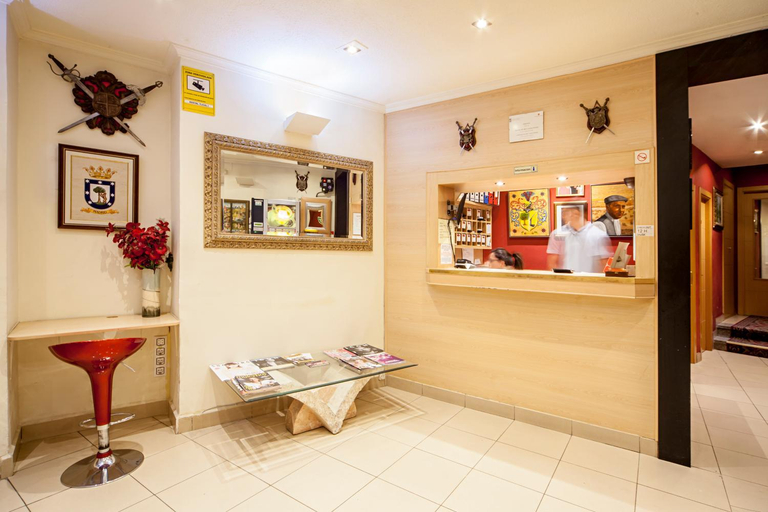 Public Area 2, Hostal Inter Plaza Mayor Auto Check IN, Madrid