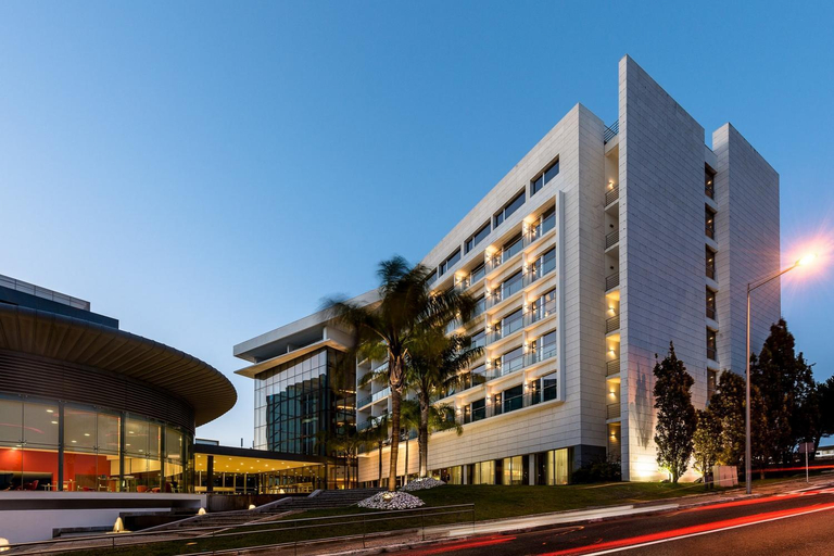 Exterior & Views 1, LAGOAS PARK HOTEL, Oeiras
