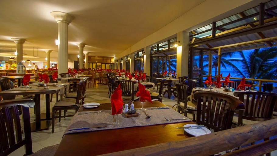 Food & Drinks 4, Le Peninsula Bay Beach Resort & Spa
