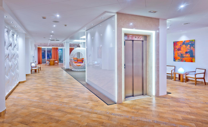 Public Area, Sumus Hotel Monteplaya & Spa 4S - Adults Only, Barcelona