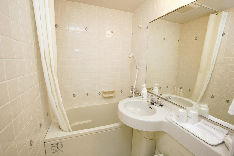 Bathroom 5