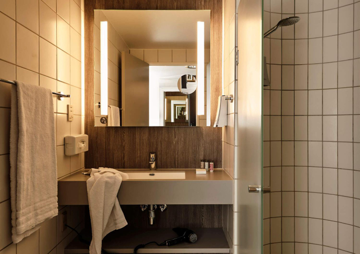 Bathroom 2, Comwell Borupgaard, Helsingør