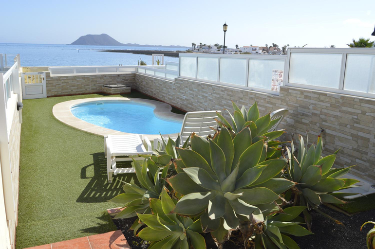 Others 3, Beach Front Villa VV, Las Palmas