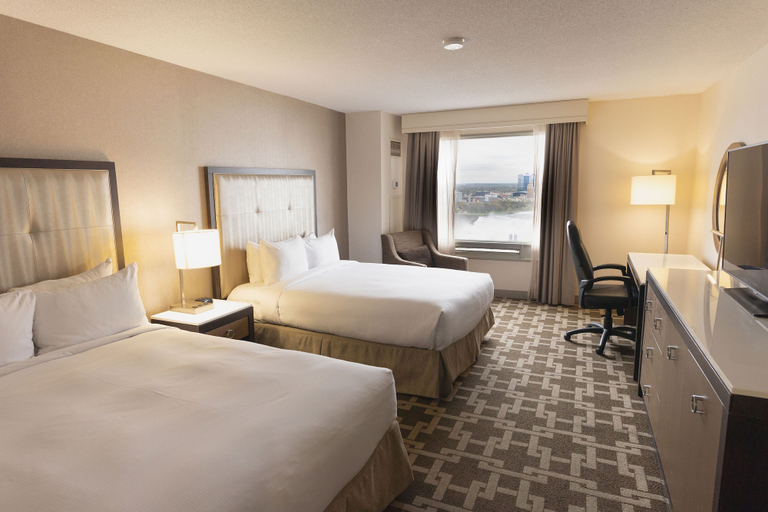 Bedroom 3, Hilton Niagara Falls/Fallsview Hotel & Suites, Niagara