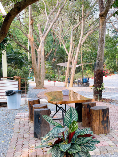 4, Rain Tree Cafe & Homestay, Muang Uthai Thani