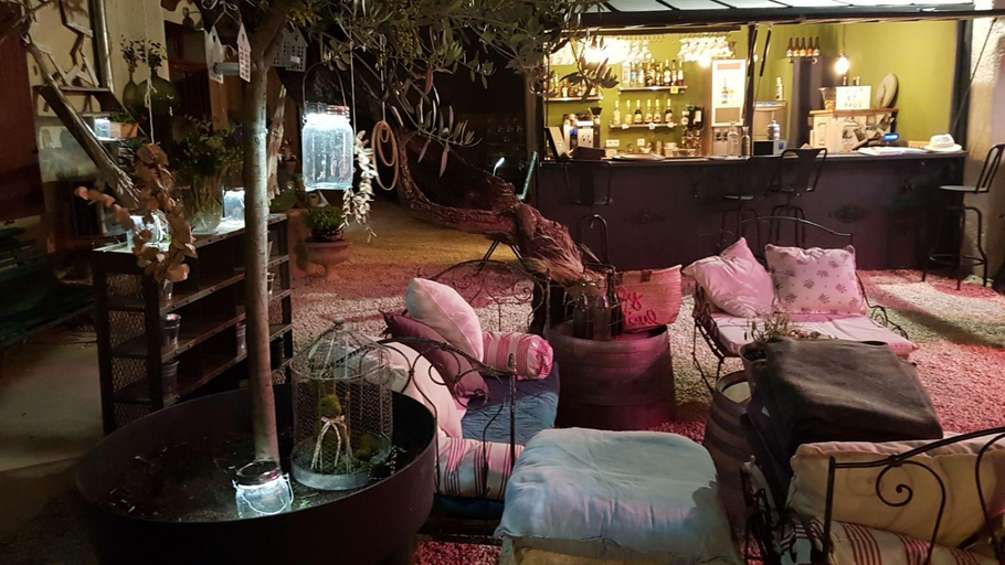 Food & Drinks, B&B Lily et Paul, Vaucluse