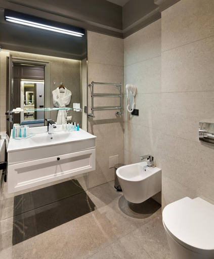 Bathroom 3, Panorama Lviv Hotel, L'vivs'ka