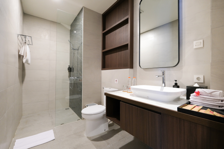 Bathroom 14