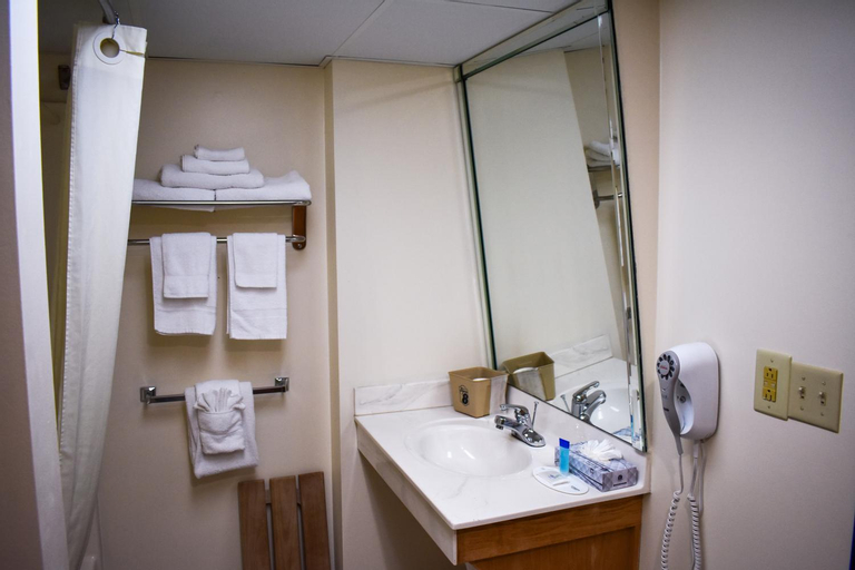 Bathroom 3
