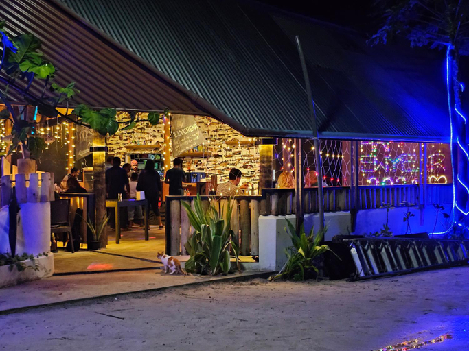 Food & Drinks 3, Madi Giri Guest House, Baa Atoll
