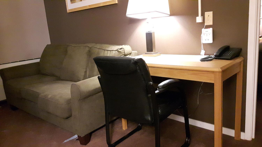 Others 5, Canway Inn & Suites, Division No. 17