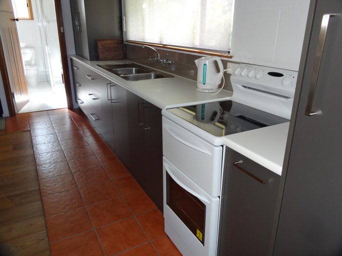 Others 5, Mapperley Bed and Breakfast, Tatiara