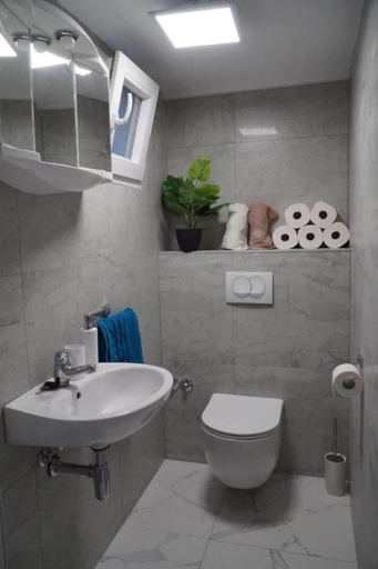 Bathroom 3, Nave - Private Pool - H, Postira