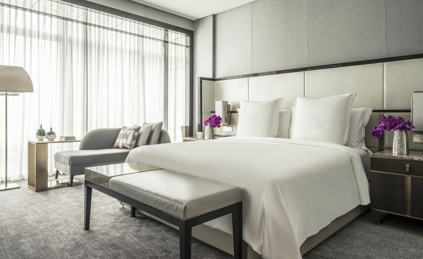 Bedroom 3, Four Seasons Hotel Kuala Lumpur, Kuala Lumpur