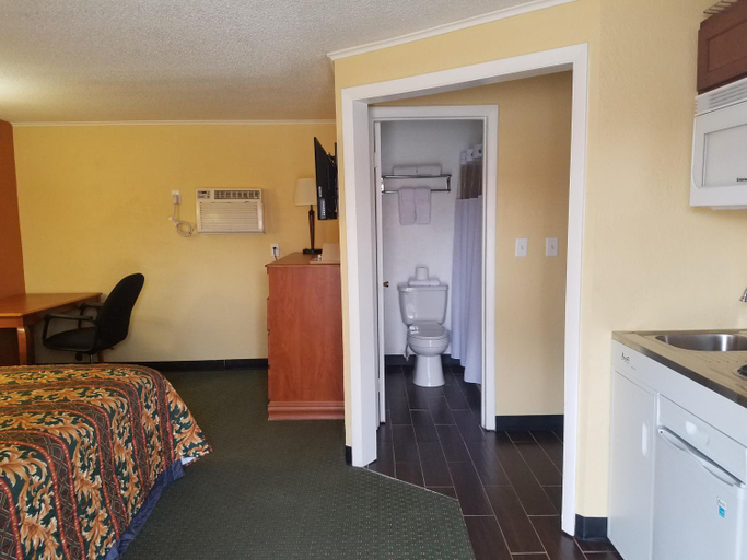 Others 3, Budget Inn - Keokuk, Lee
