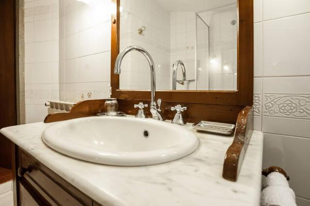 Bathroom 3, LA FINESTRA SUL BORGO Dimora Storica, Arezzo