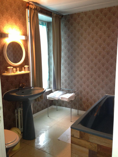 Bedroom 3, Hotel du Rempart, Cher