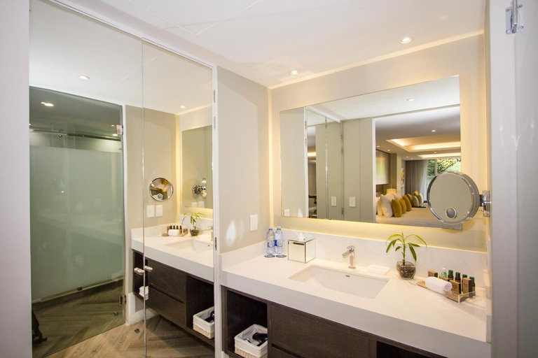 Bathroom 4, Isaaya Hotel Boutique by WTC, Mexico City