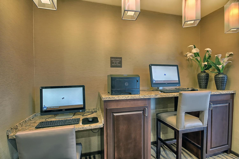 Public Area 2, Comfort Suites Marietta - Parkersburg, Washington