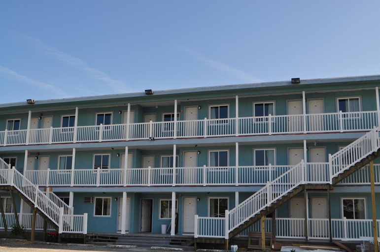 Others 4, Spindrift Motel, Worcester