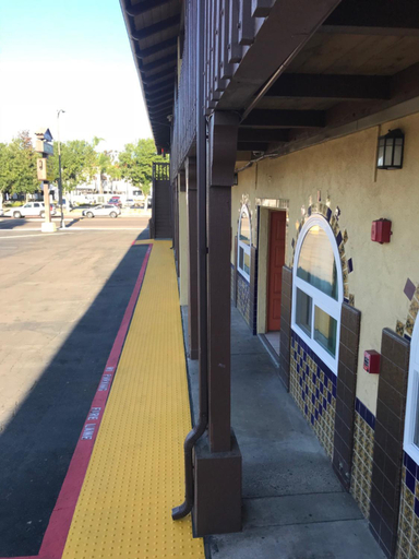 Others 4, Hacienda Motel, San Diego