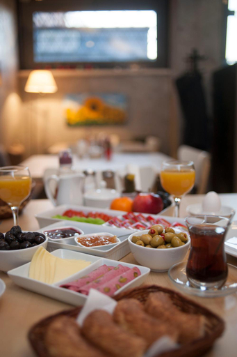 Food & Drinks 5, Peradays Hotel, Beyoğlu