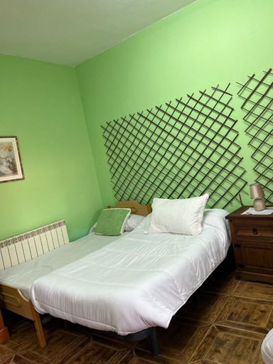 Others 5, Hostal Cabaneros, Ciudad Real
