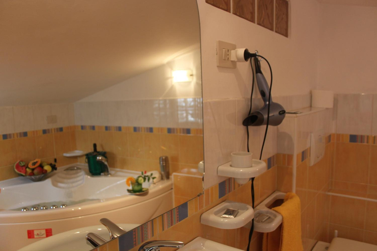 Bathroom 5, Albergo grace, Vibo Valentia