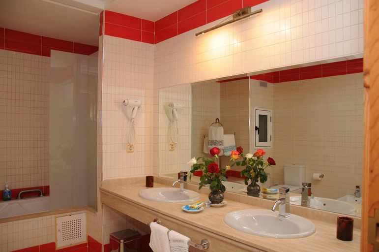 Bathroom 2, Dar Nador, Nador