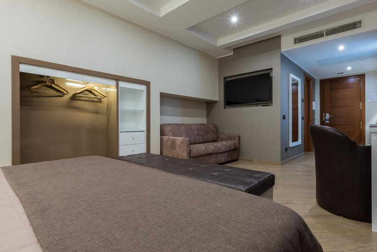 Bedroom 2, Magri's Hotel, Napoli