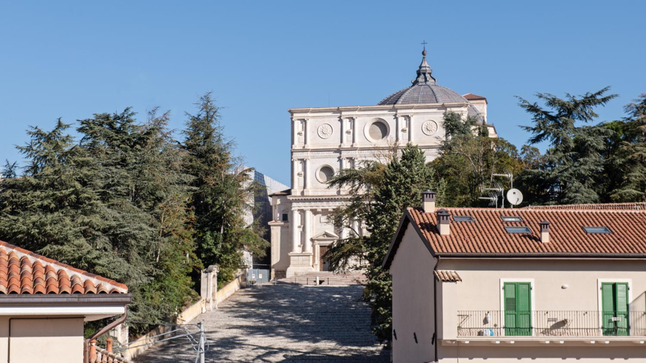 Exterior & Views 2, dimora fortebraccio, L'Aquila