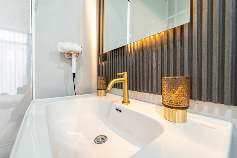 Bathroom 2, The Secret Garden Pool Villa Phuket, Phuket Island