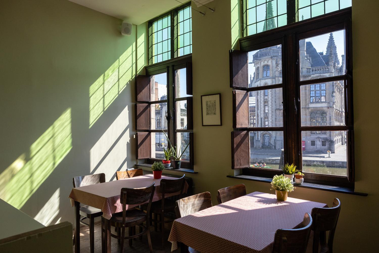 Food & Drinks, Hostel Uppelink, Oost-Vlaanderen