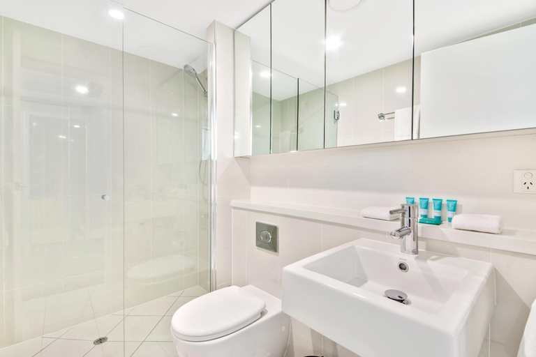 Bathroom 5, Echelon Apartments Yeppoon, Livingstone - Pt B