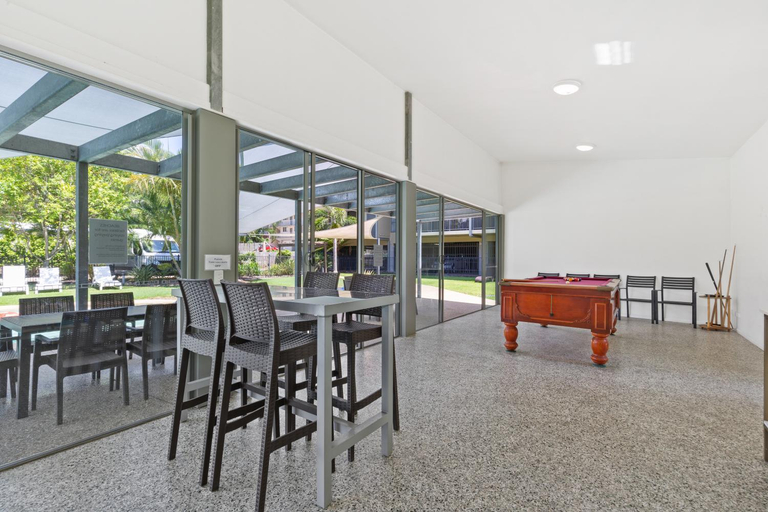 Food & Drinks 5, Beaches on Lammermoor Apartments, Livingstone - Pt B