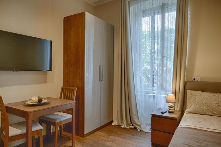 Bedroom 2, Miramare Luxury Suites, Trieste