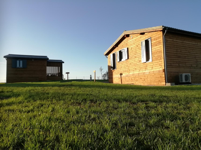 Exterior 8